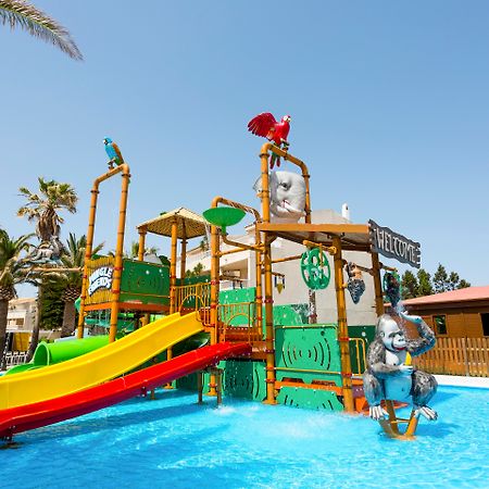 Globales Los Delfines Cala'N Blanes  Екстер'єр фото