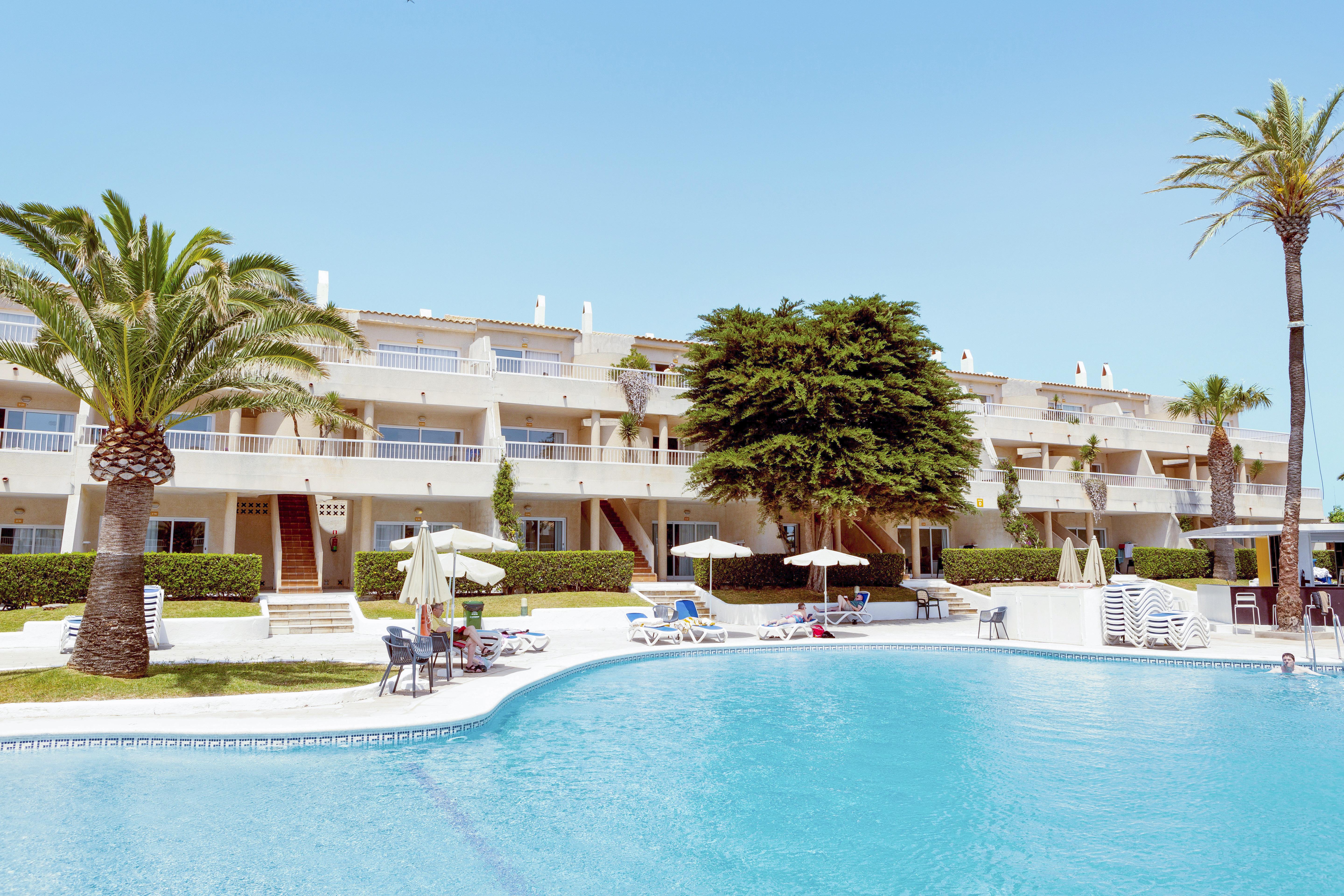 Globales Los Delfines Cala'N Blanes  Екстер'єр фото